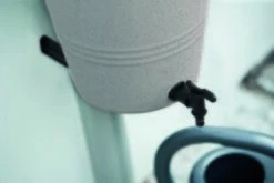 Elho Green Basics Rain Catcher 35 Liter Living Concrete 9 Elho Green Basics Rain Catcher 35 Liter Living Concrete -Planten Verkoop elho green basics rain catcher 35 liter living concrete 5472x3648 6427fff9771a1 l